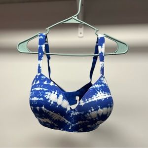 CACIQUE WIRELESS LIGHTLY LINED TSHIRT BRA (BRAND NEW, NEVER WORN)